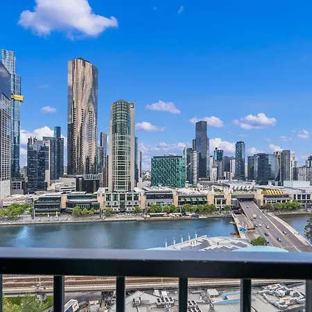 Stunning River View On Flinders Street Melbourne Exterior photo