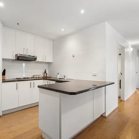 Stunning River View On Flinders Street Melbourne Exterior photo